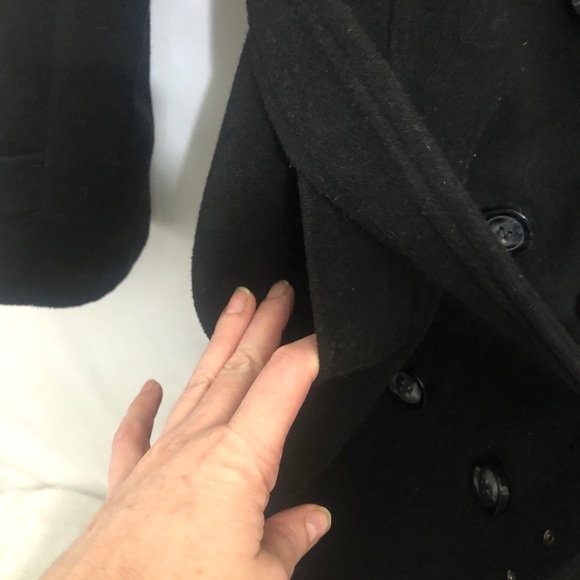 Womens Long Black Coat. Size Large/Extra Large - Picture 2 of 8